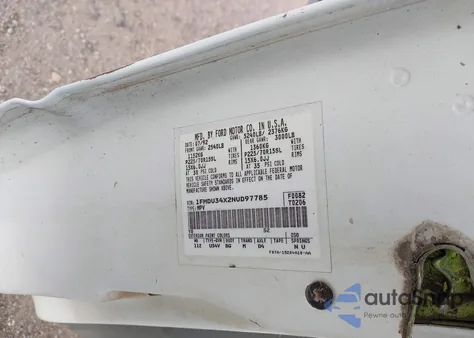 1992 Ford Explorer из США, поврежденный, VIN 1FMDU34X2NUD97785